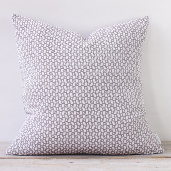 FYN GEOMETRIC CUSHION - POMEGRANATE