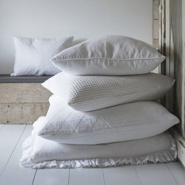 LISBON 100% LINEN CUSHION WHITE