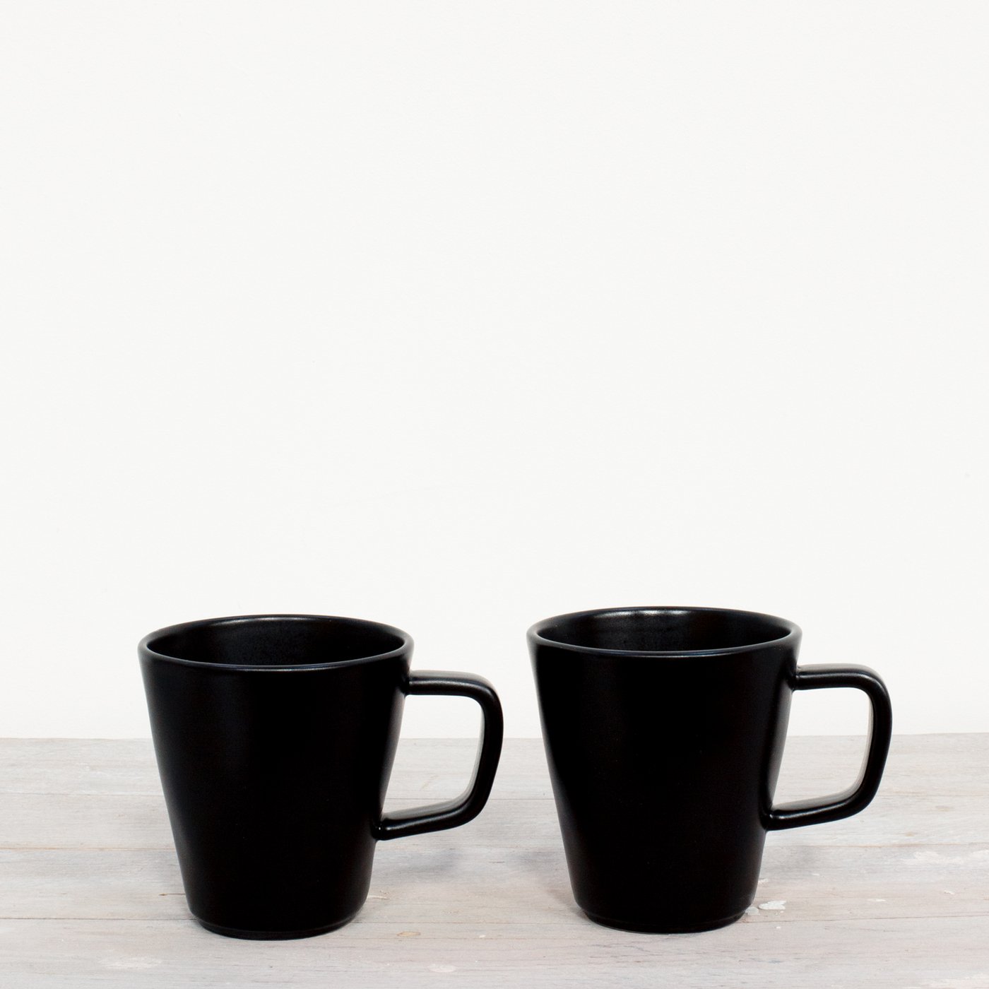 KURO CERAMIC MUG SET OF 2