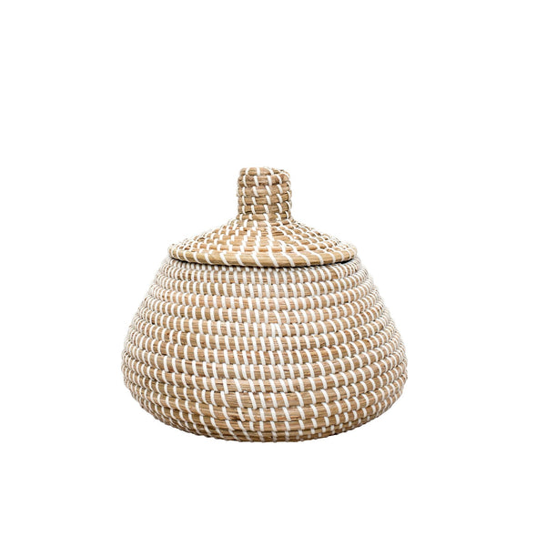 SMALL SUKOSHI SEAGRASS LIDDED BASKET WHITE