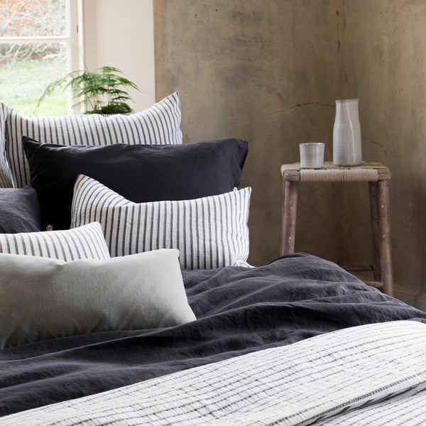 HIKARI GREY STRIPE COTTON THROW
