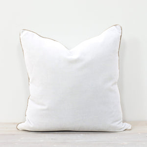 UNARI VELVET CUSHION - CHALK