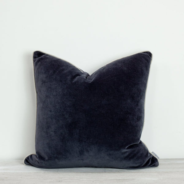 UNARI VELVET CUSHION - INDIGO